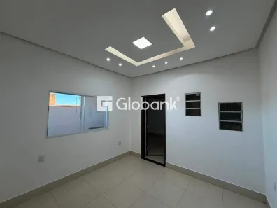 Casa com 3 Quartos para alugar, 90m² no Independência, Montes Claros
