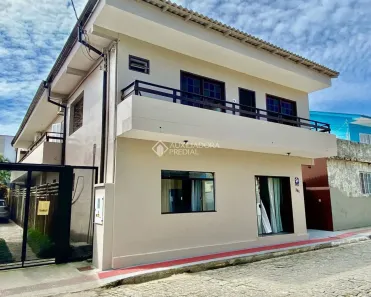 Imóvel Comercial com 13 Quartos à venda, 530m² no Centro, Garopaba