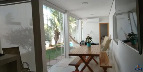 Casa com 3 Quartos à venda, 200m² no Condomínio Belvedere, Cuiabá
