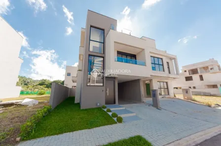 Casa de Condomínio com 3 Quartos à venda, 157m² no Santa Cândida, Curitiba