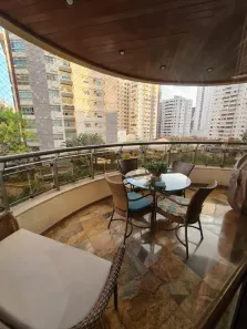 Apartamento com 4 Quartos à venda, 243m² no Setor Bueno, Goiânia