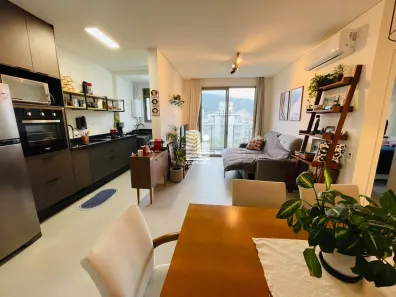 Apartamento com 2 Quartos à venda, 65m² no Córrego Grande, Florianópolis