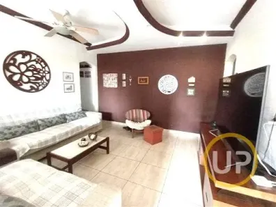 Casa com 3 Quartos à venda, 322m² no Santa Amélia, Belo Horizonte