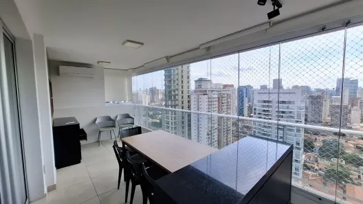 Apartamento com 2 Quartos para alugar, 105m² no Cidade Monções, São Paulo
