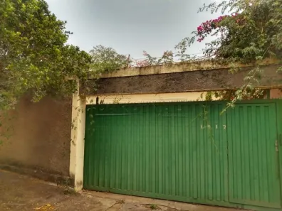 Casa com 4 Quartos à venda, 259m² no Vila Santana, Araraquara