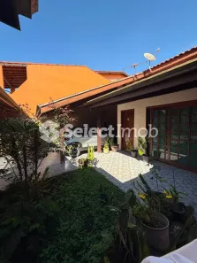 Sobrado com 4 Quartos à venda, 260m² no Jardim Santa Lídia, Mauá