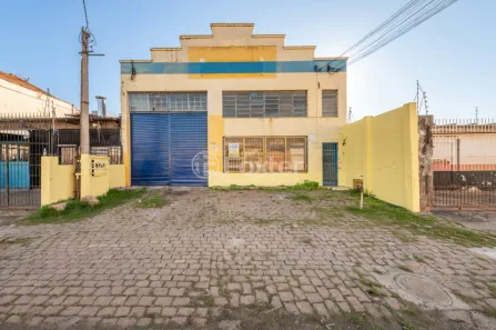 Galpão/Depósito/Armazém à venda, 532m² no São Geraldo, Porto Alegre