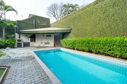 Sobrado com 4 Quartos à venda, 350m² no Butantã, São Paulo
