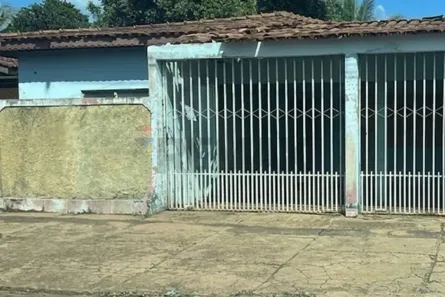 Casa com 3 Quartos à venda, 427m² no Parque Sagrada Família, Rondonópolis