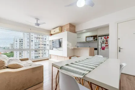 Apartamento com 3 Quartos à venda, 80m² no Passo da Areia, Porto Alegre
