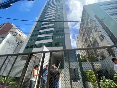 Apartamento com 3 Quartos para alugar, 105m² no Boa Viagem, Recife