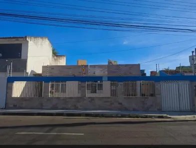 Casa com 3 Quartos à venda, 200m² no Grageru, Aracaju