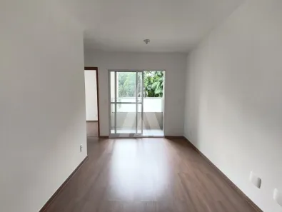 Apartamento com 2 Quartos para alugar, 81m² no Floresta, Joinville