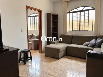Casa com 4 Quartos à venda, 190m² no Setor Criméia Leste, Goiânia