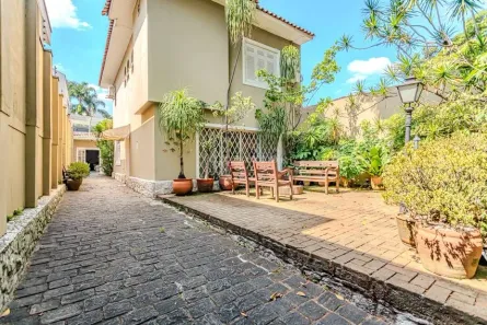 Casa com 3 Quartos à venda, 256m² no Jardim Paulistano, São Paulo