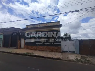 Casa com 4 Quartos à venda, 180m² no Jardim São Carlos, São Carlos