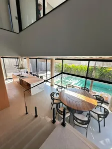 Sobrado com 4 Quartos à venda, 380m² no Núcleo Habitacional Sucuri, Cuiabá