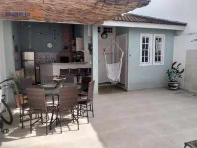 Casa com 3 Quartos à venda, 140m² no Parque Califórnia, Jacareí