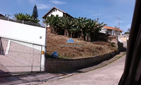 Lote/Terreno à venda, 360m² no Centro, São José