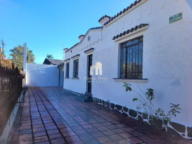 Casa com 3 Quartos para alugar, 331m² no Jardim Social, Curitiba
