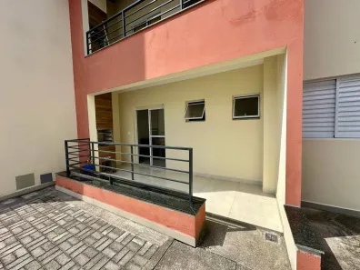 Apartamento com 2 Quartos para alugar, 64m² no Pontal de Santa Marina, Caraguatatuba