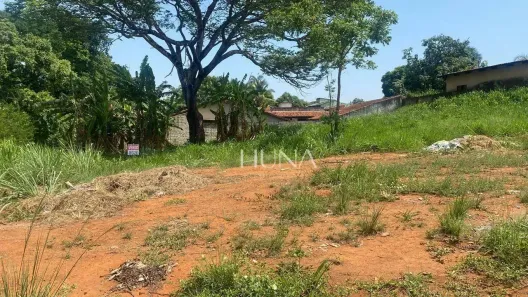Lote/Terreno à venda, 800m² no Vila Rizzo, Goiânia