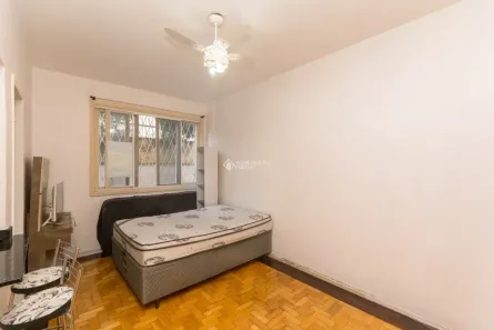 Apartamento com 1 Quarto para alugar, 25m² no Farroupilha, Porto Alegre