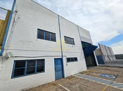 Galpão/Depósito/Armazém para alugar, 700m² no Jardim da Várzea, Santana de Parnaíba