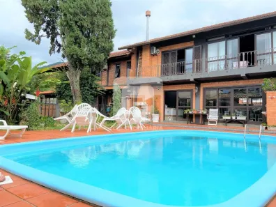Casa com 5 Quartos à venda, 550m² no Itacorubi, Florianópolis