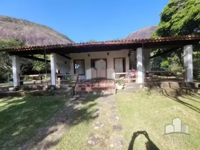 Casa com 3 Quartos para alugar, 162m² no Pedro do Rio, Petrópolis