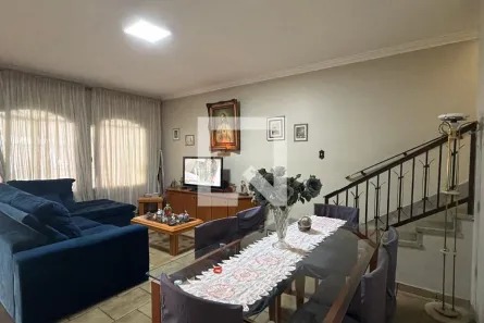 Casa com 3 Quartos à venda, 196m² no Vila Bertioga, São Paulo