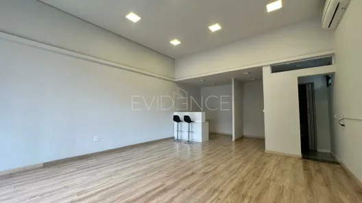 Prédio Comercial para alugar, 60m² no Vila Regente Feijó, São Paulo