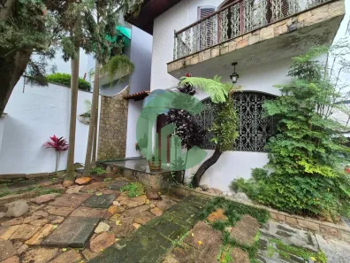 Sobrado com 2 Quartos para alugar, 132m² no Parque das Nações, Santo André