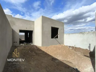 Casa com 3 Quartos à venda, 69m² no Jardim Candidés, Divinópolis