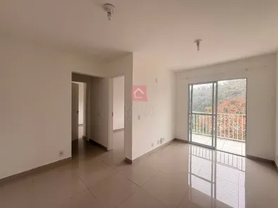 Apartamento com 2 Quartos para alugar, 53m² no Nogueira, Petrópolis