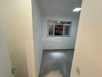 Kitnet à venda, 41m² no Centro, Rio de Janeiro