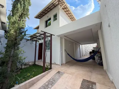 Casa com 2 Quartos à venda, 70m² no Santa Amélia, Belo Horizonte