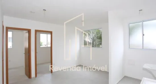 Apartamento com 2 Quartos à venda, 33m² no Jardim Fanganiello, São Paulo