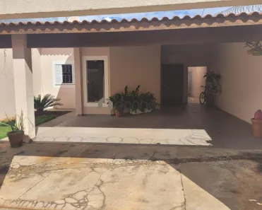 Casa com 3 Quartos à venda, 173m² no Lourdes, Uberaba