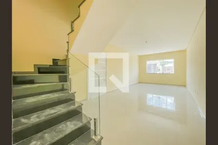 Casa com 3 Quartos à venda, 150m² no Umuarama, Osasco