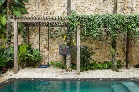 Casa com 3 Quartos à venda, 675m² no Jardim Europa, São Paulo