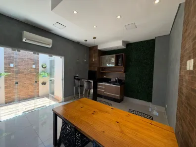 Casa com 3 Quartos para alugar, 150m² no Santa Cruz, Cuiabá