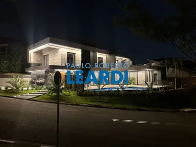 Casa de Condomínio com 3 Quartos à venda, 330m² no Jardim Imperial, Arujá