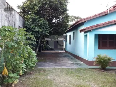 Imóvel Comercial com 4 Quartos à venda, 170m² no Centro, Peruíbe