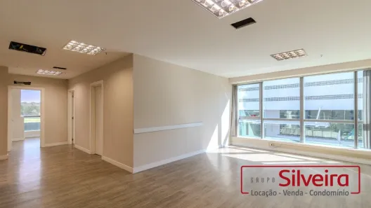 Sala Comercial para venda ou aluguel, 138m² no Praia de Belas, Porto Alegre