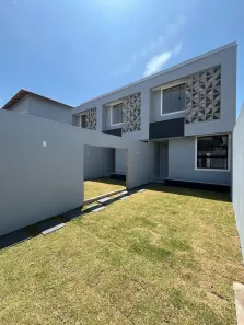 Sobrado com 3 Quartos à venda, 130m² no Jardim Atlântico, Serra