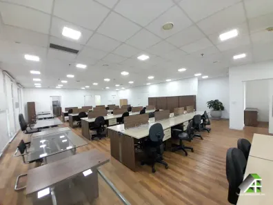 Sala Comercial com 3 Quartos para alugar, 225m² no Vila Cordeiro, São Paulo