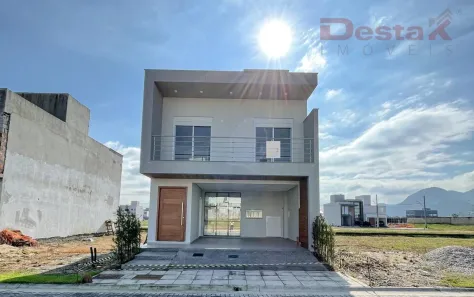 Casa com 3 Quartos à venda, 231m² no Beira Rio, Biguaçu