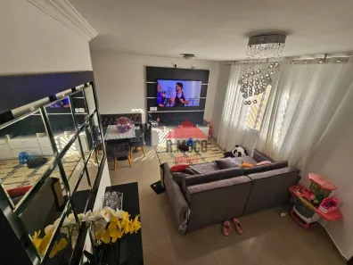 Casa de Condomínio com 3 Quartos para alugar, 140m² no Vila Guilhermina, São Paulo