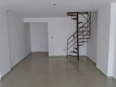 Ponto Comercial à venda, 70m² no Praia Campista, Macaé